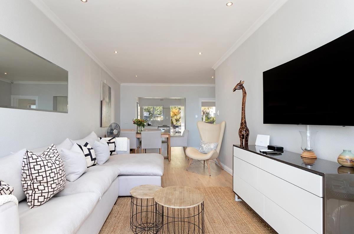 Stunning Sea View Apartment - Camps Bay Cape Town Eksteriør bilde